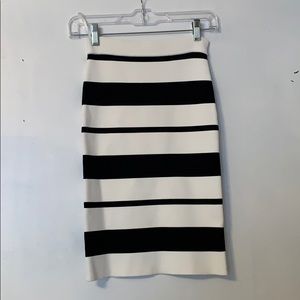 BCBG MAXAZRIA perfect condition pencil skirt NWOT